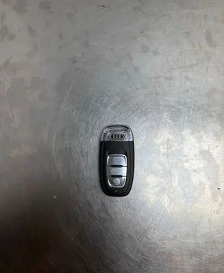 Volkswagen Jetta VI Ignition key/card 4G0959754A
