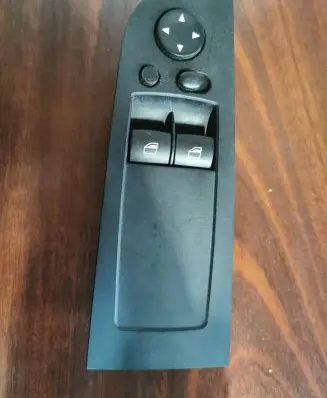BMW 5 E60 E61 Electric window control switch 9217359 10W28K105