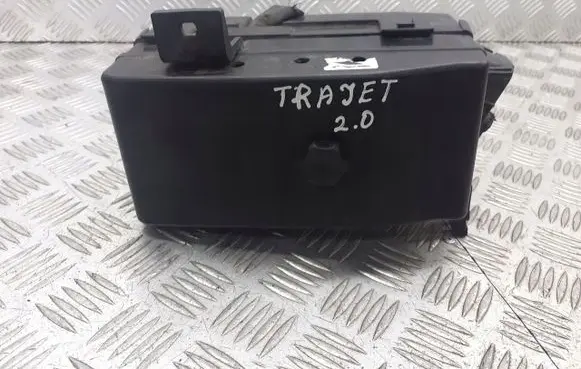 Hyundai Trajet Fuse box cover 912203A002