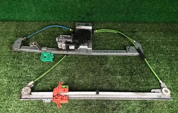 Fiat Scudo Front door window regulator with motor