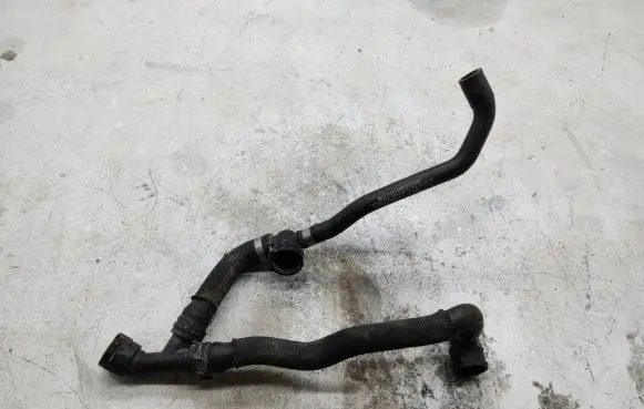 Mercedes-Benz E W213 Engine coolant pipe/hose A2135010882 CT157564 18566687A
