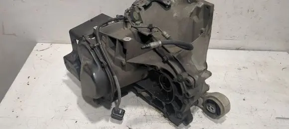 Ford Fiesta Manual 5 speed gearbox T6TA1 CA6R7002MBB