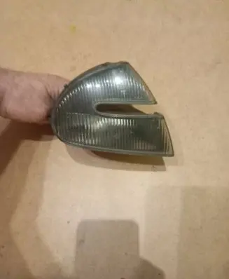 Alfa Romeo 147 Front indicator light 46756281