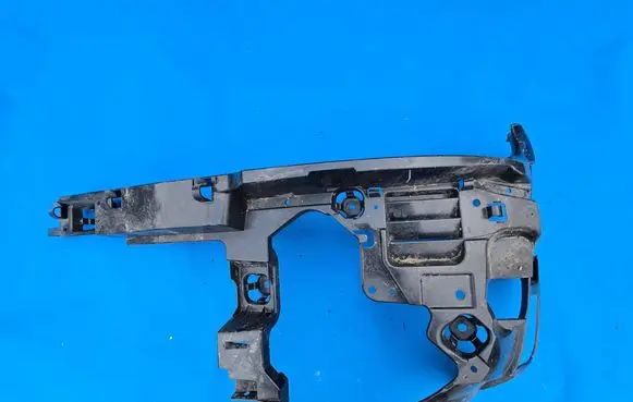 Mini Clubman F54 Rear bumper mounting bracket 7348902