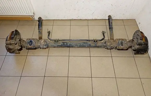 Opel Movano B Rear axle beam 