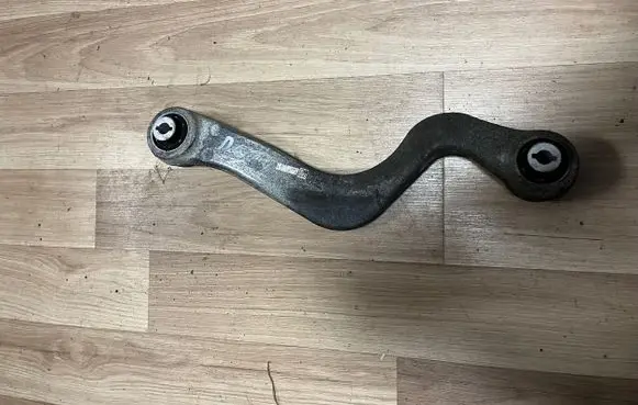 Land Rover Discovery Sport Rear control arm FK725B672AC FK72-5B672-AC