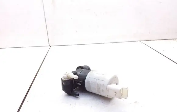 Renault Megane II Windscreen/windshield washer pump 8200067015 9641553880