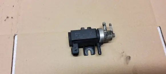 Audi A4 S4 B5 8D Turbo solenoid valve 1H0906627A 72190325