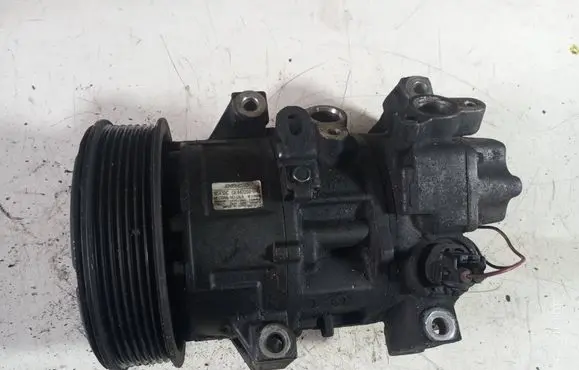Toyota Avensis T250 Air conditioning (A/C) compressor (pump) 4472601741