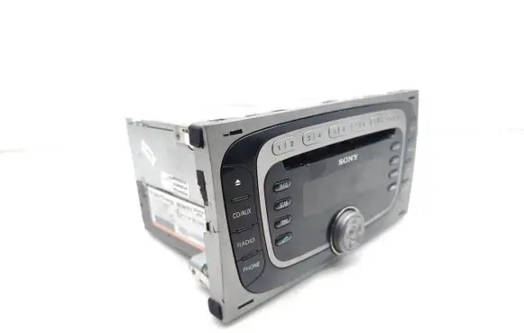 Ford Kuga I Radio/CD/DVD/GPS head unit 8V4T18C939LD