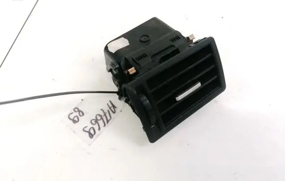 Ford Focus C-MAX Dash center air vent grill 3M51R018B09AFW 3M51-R018B09-AFW