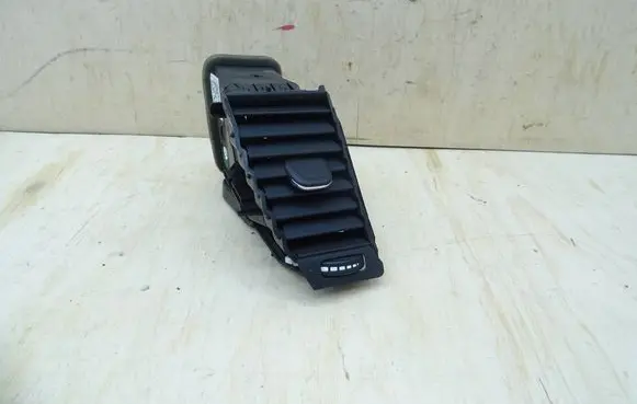 Dashboard side air vent grill/cover trim