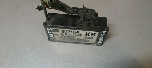 Opel Vectra C Tire pressure control unit 13152150