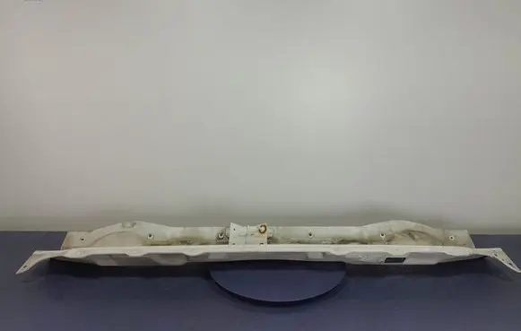 Isuzu D-Max Wiper trim