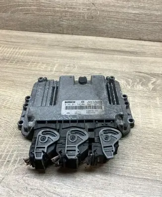 Renault Scenic II - Grand scenic II Engine control unit/module 8200391966 0281011776