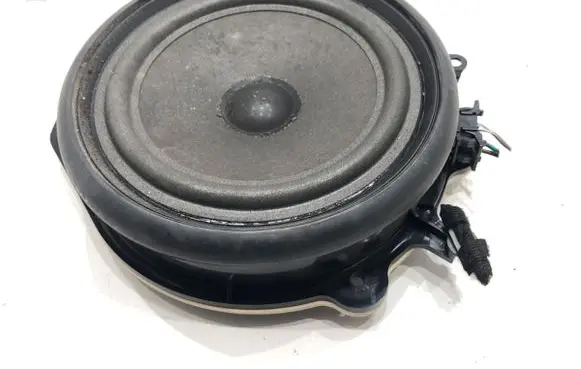 Audi A4 S4 B7 8E 8H Front door speaker 8E0035411