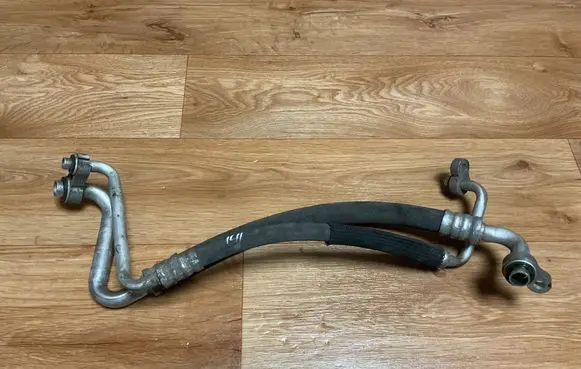 Opel Insignia A Air conditioning (A/C) pipe/hose 13220107 316137793 005200590400