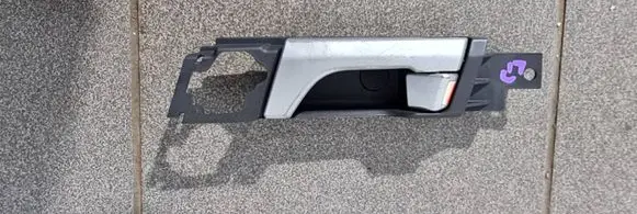 Chevrolet Captiva Front door interior handle