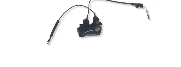Opel Vectra C Rear door lock 13210763