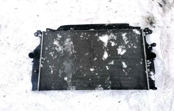 Coolant radiator