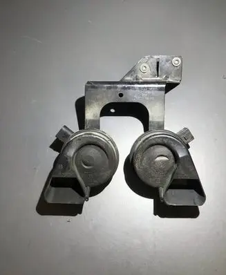 Audi A6 S6 C6 4F Horn signal 4F0951229 6033FB1548