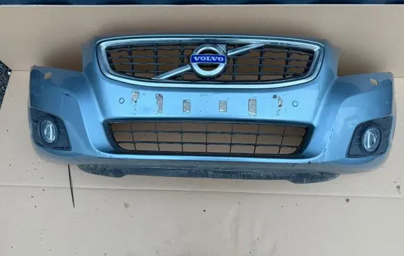 Volvo C70 Front bumper 31214846 BP3EB