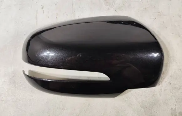 Suzuki SX4 S-Cross Plastic wing mirror trim cover 7101013L