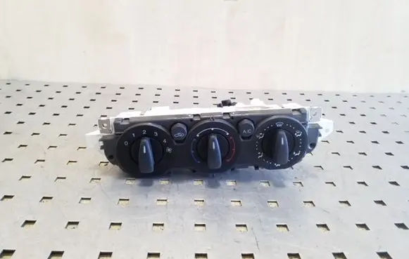 Ford Focus Climate control unit 7M5T19980AA