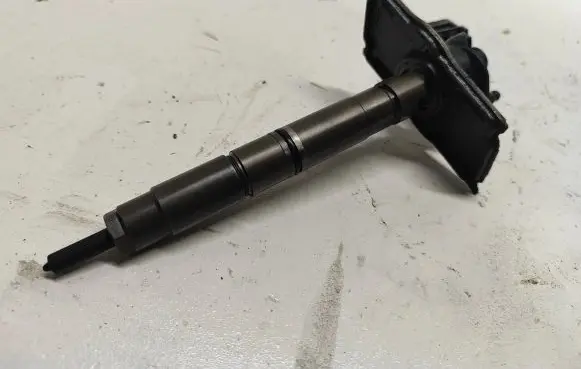 Audi A4 S4 B7 8E 8H Fuel injector 059130277AH 0445115052 061061181