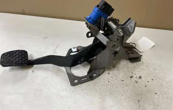 Mazda 6 Brake pedal GS1D43300 S0855