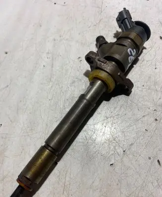 Ford Focus Fuel injector 0445110353