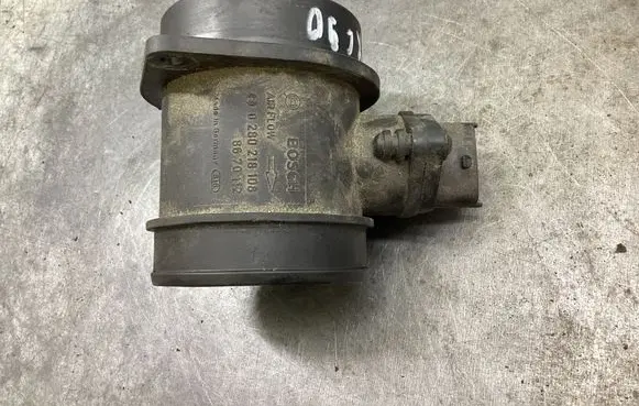 Volvo XC90 Mass air flow meter 0280218108 8670112