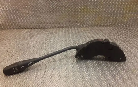 Mercedes-Benz E W211 Cruise control switch A0085452524 0085452524