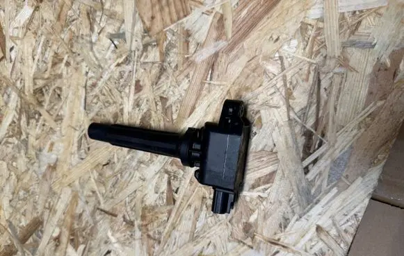 Mazda 2 High voltage ignition coil H6T15571 3620B K6266