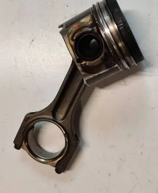 BMW X6 E71 Piston with connecting rod 7805329