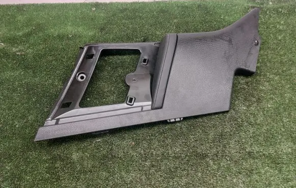 BMW i3 (C) pillar trim 7362581