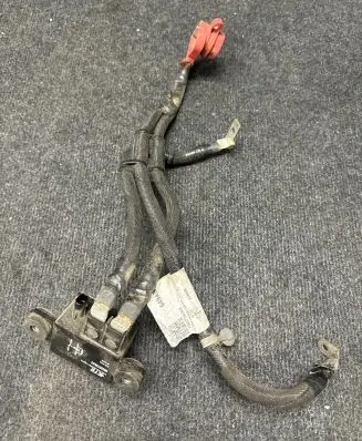 Chrysler Pacifica Positive cable (battery) P68271649AB 649AB 23489R