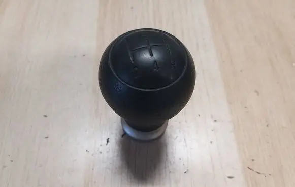 KIA Rio Gear lever shifter trim leather/knob 