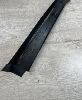 Mercedes-Benz Vito Viano W639 Other front door trim element A6397270671 P0085041