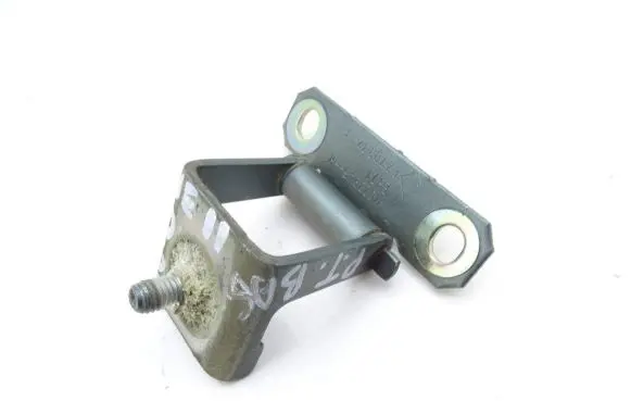 Renault Megane II Tailgate hinge M023945H