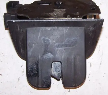 Audi A3 S3 A3 Sportback 8P Tailgate/trunk/boot lock/catch/latch 8P4827505B