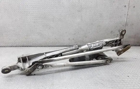 Subaru Outback Front wiper linkage and motor 86511G02A