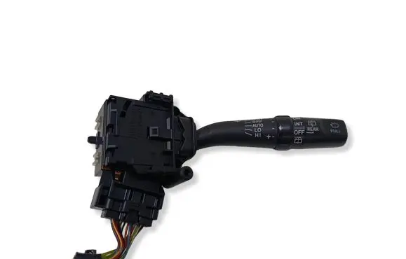 Toyota Avensis T250 Wiper control stalk 173654