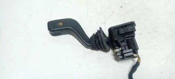Opel Zafira A Indicator stalk 90560990 90560991