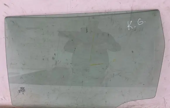 Mini Clubman F54 Rear door window glass