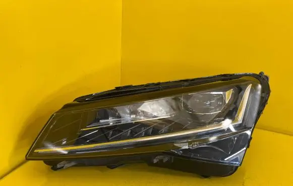 Skoda Superb B8 (3V) Headlight/headlamp 3V1941015D
