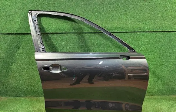 Genesis GV70 Front door GV70PRAWYPRZOD