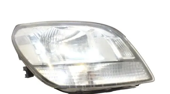 Chevrolet Orlando Headlight/headlamp
