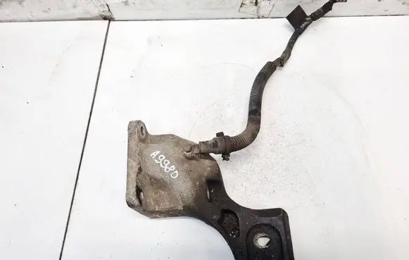 Land Rover Range Rover Sport L320 Engine mounting bracket 4H226037AA