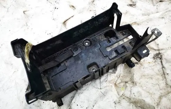 Opel Insignia A Battery box tray 13255614